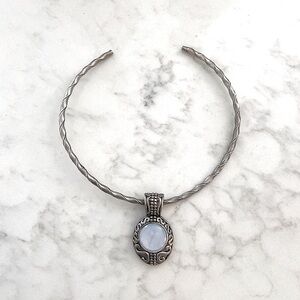 Elegant Silver Pendant Necklace